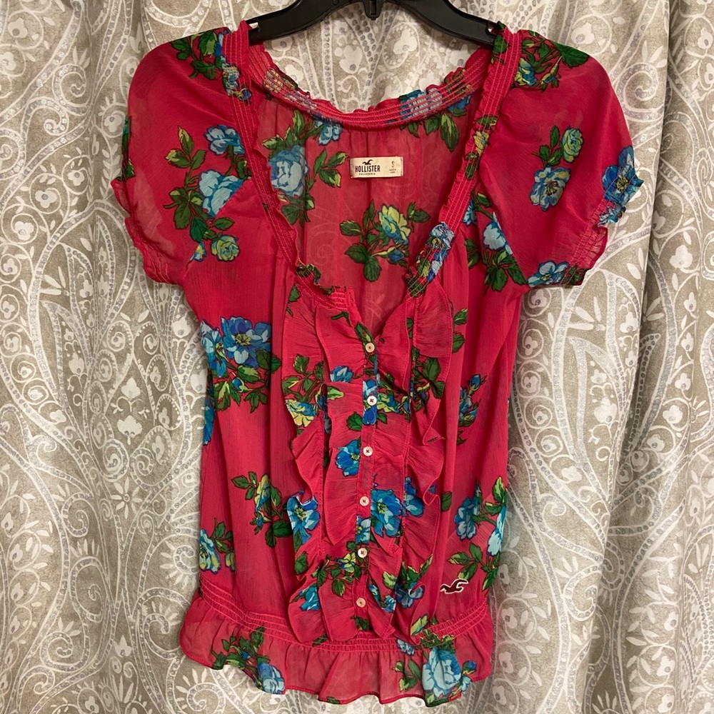 Hollister Floral Ruffle Short Sleeve Top